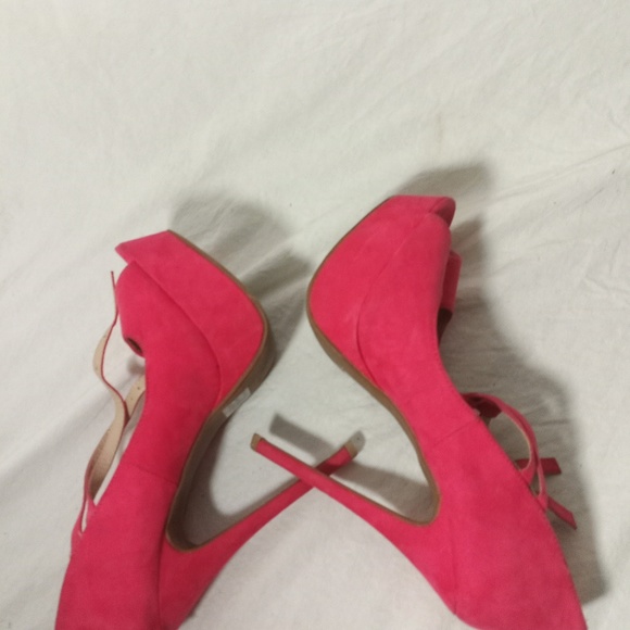 BUNDLE DEAL SIZE 9 SET OF 2 HIGH HEELS - Picture 2 of 8